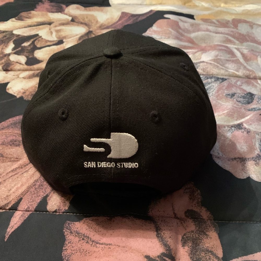 Men’s The Show Black Hat never worn